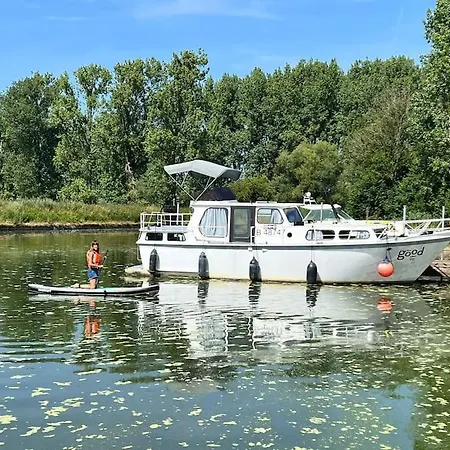 The Good Vibes, The Boat To Chill * جيرادسبرجن